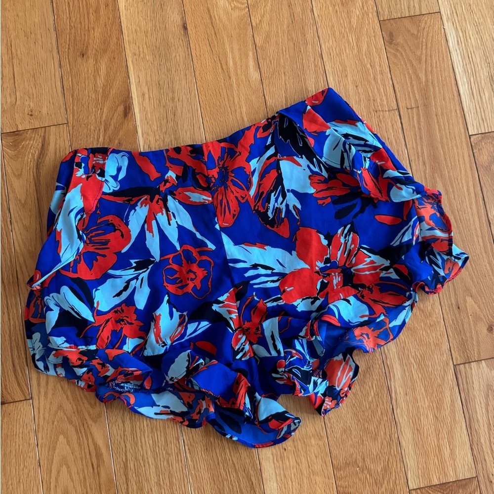 Cute shorts 🍓